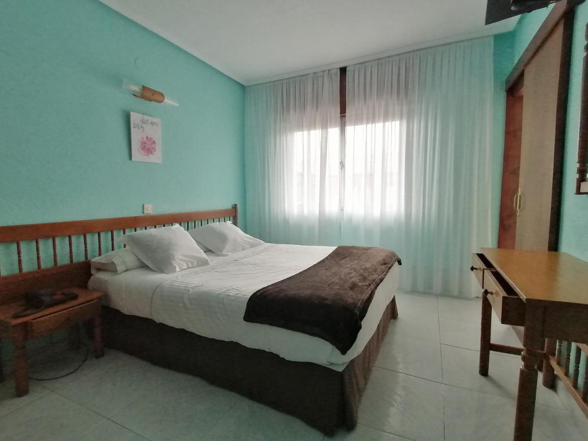 Hotel Las Rocas De Isla Plana Extérieur photo