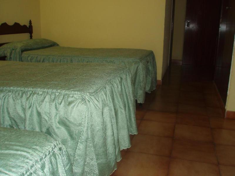 Hotel Las Rocas De Isla Plana Extérieur photo